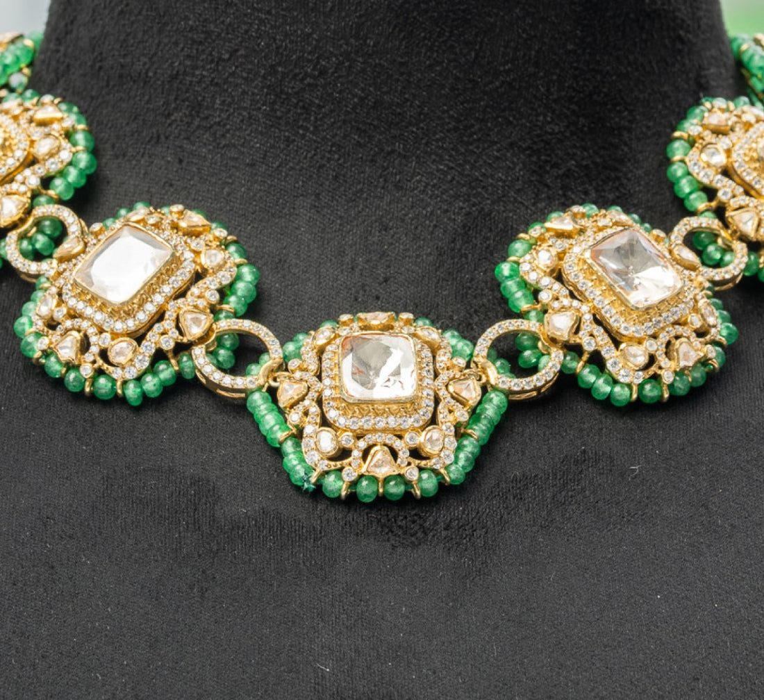 Regal Choker Necklace with Stud Earrings