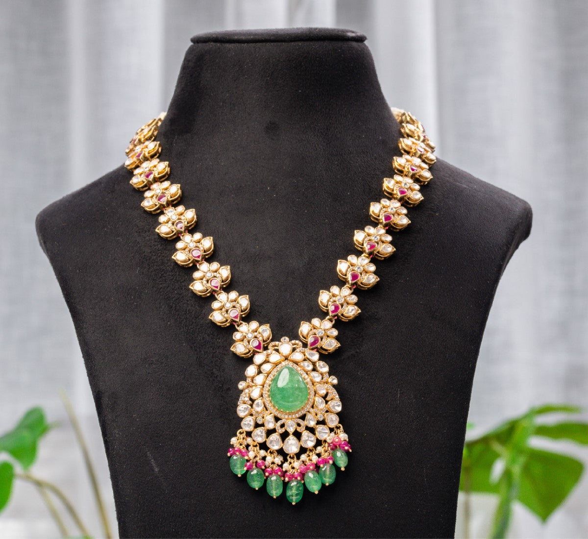 Gulmohar Raani Haar (Necklace) & Chandbalis (Earrings)