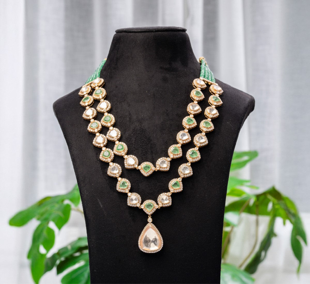 Naina Dual-Layer Necklace with Linear Earrings