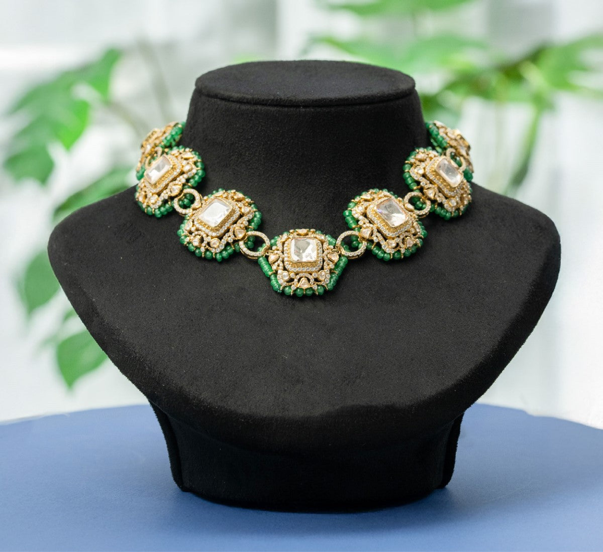 Regal Choker Necklace with Stud Earrings