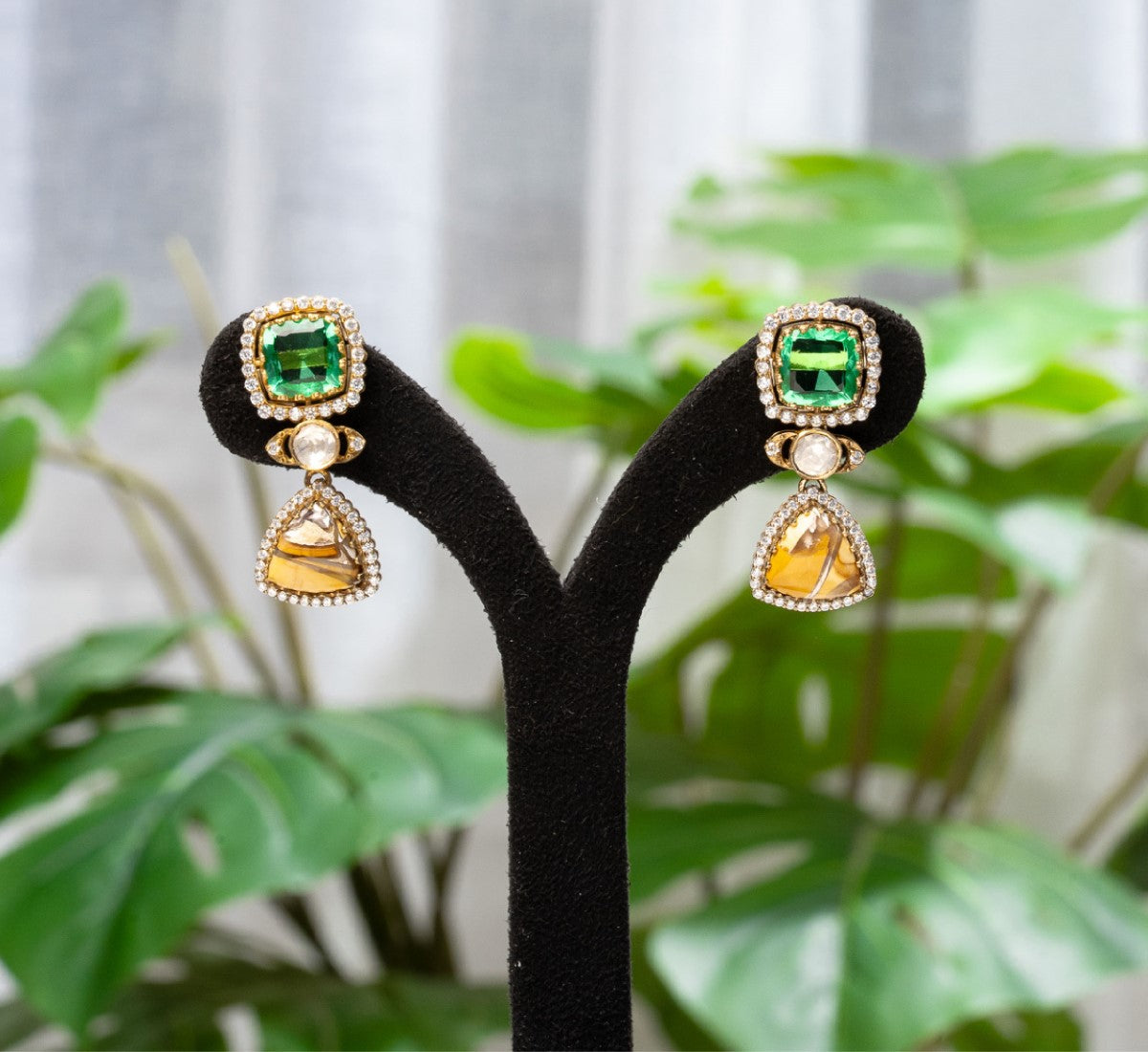 Marigold Center Necklace with Regal Drop Earrings