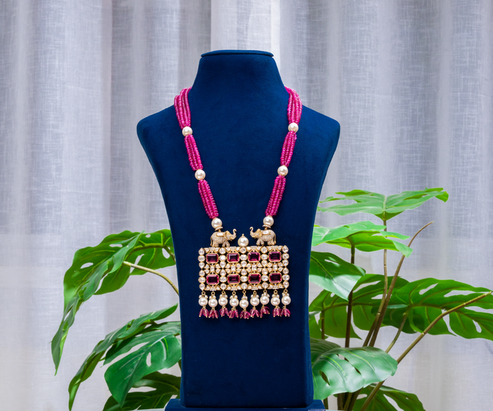 Elephant Motif Heritage Haar Set