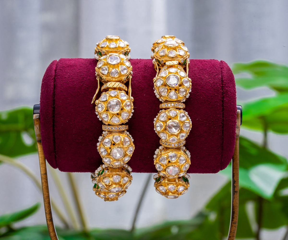 Spherical Moissanite Orb Kada