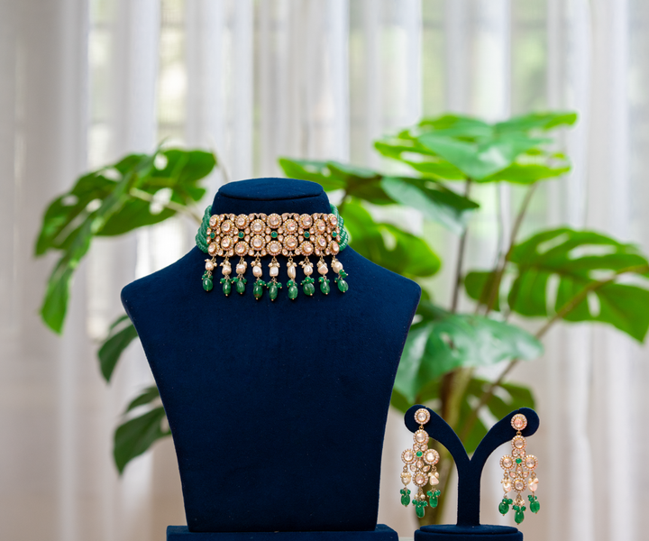Lush Emerald & Polki Choker Set