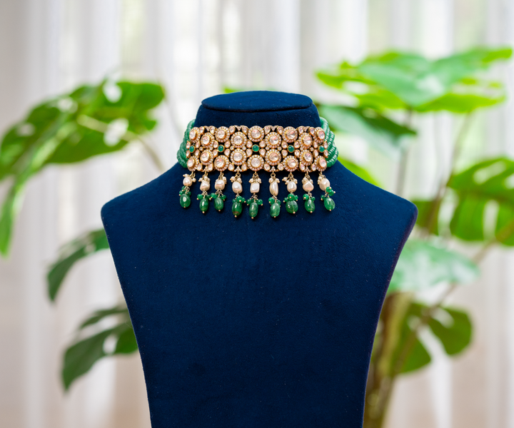 Lush Emerald & Polki Choker Set