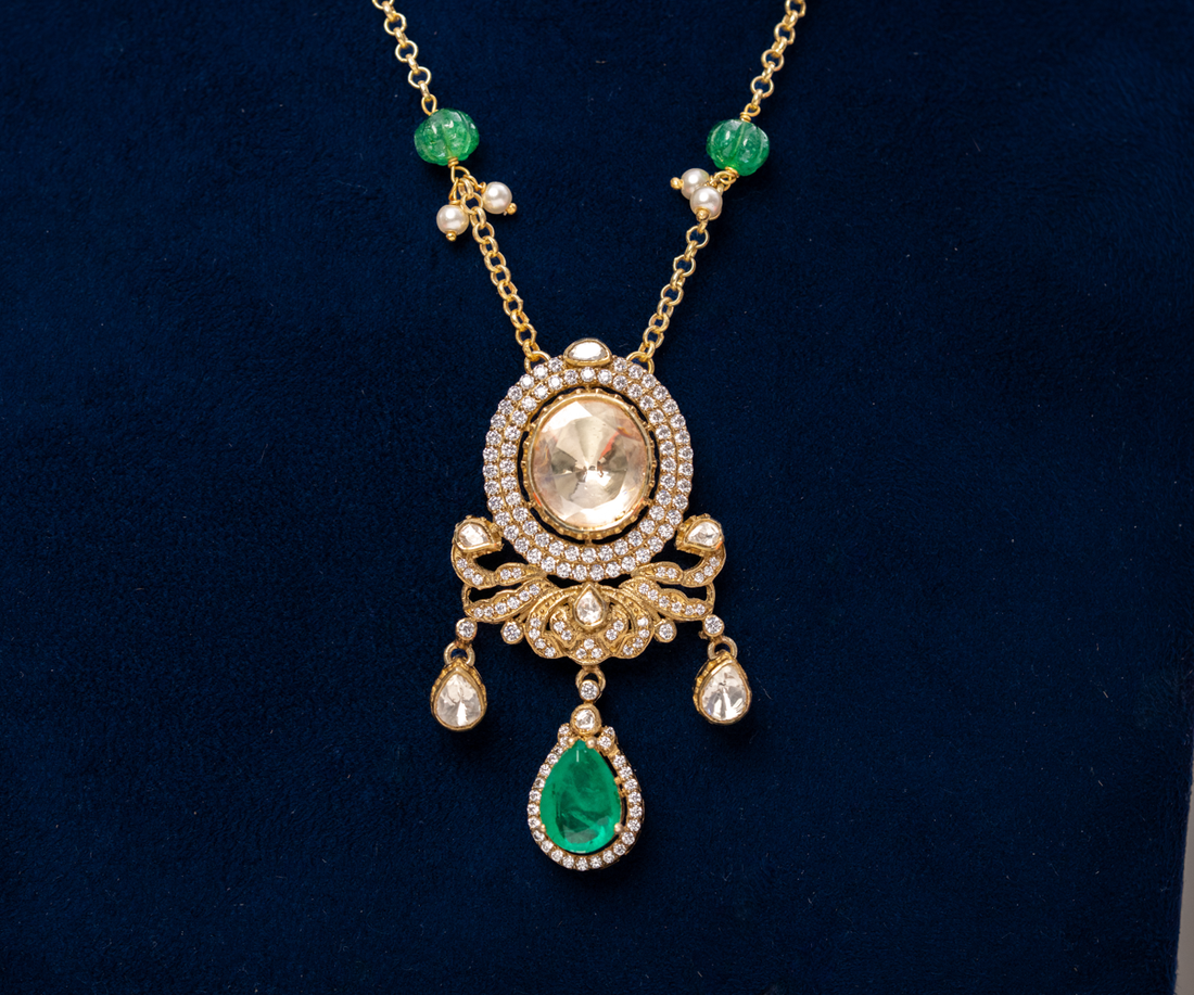 Emerald Pear-Drop Pendant Set