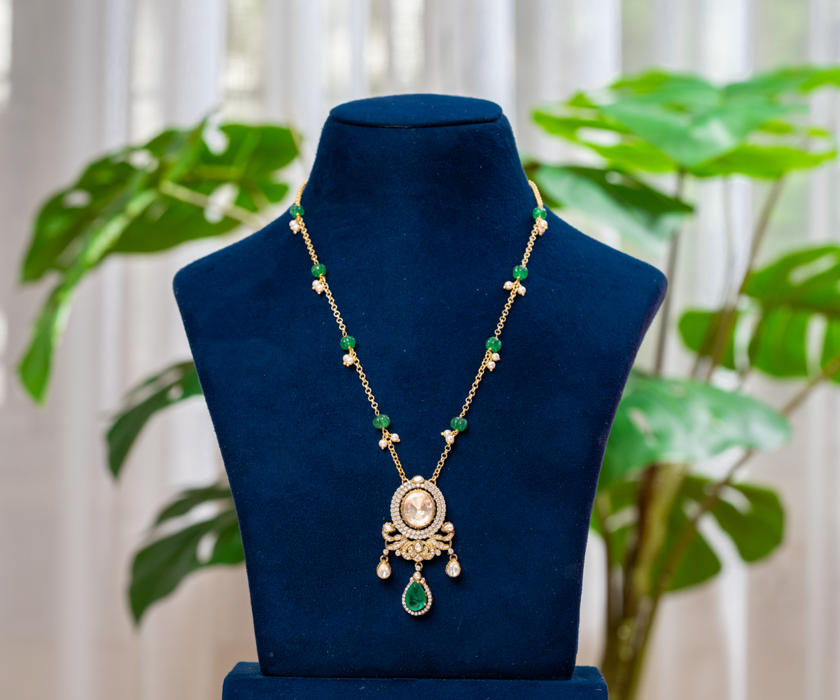 Emerald Pear-Drop Pendant Set